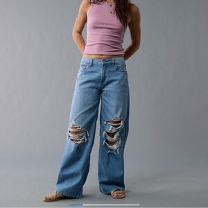 AE Dreamy Drape Low Rise Baggy Jeans Size 18